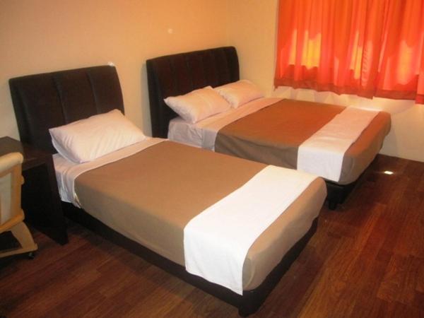 Hotel Surya Palace Kuala Lumpur Szoba fotó