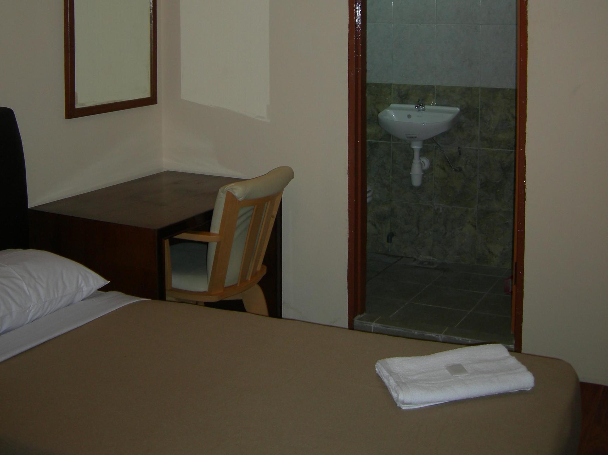 Hotel Surya Palace Kuala Lumpur Kültér fotó