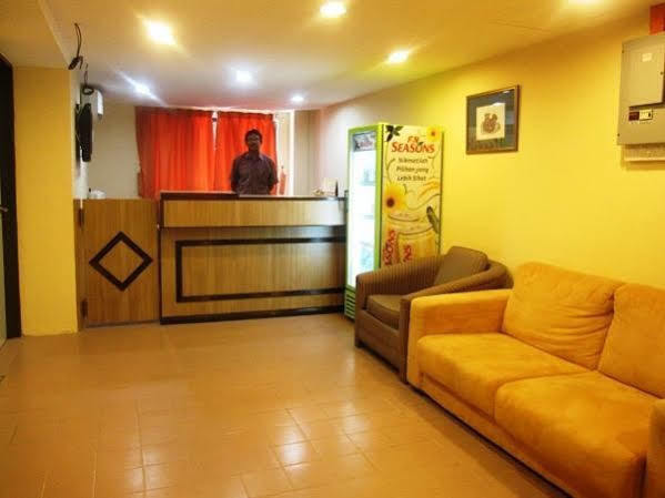 Hotel Surya Palace Kuala Lumpur Kültér fotó