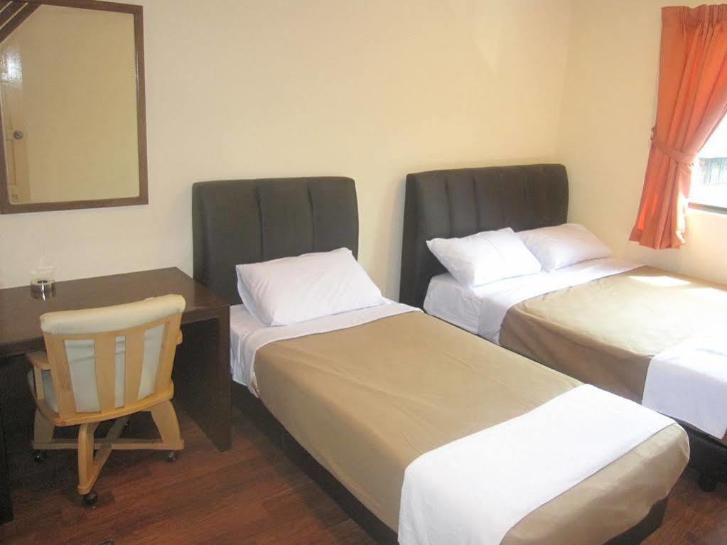 Hotel Surya Palace Kuala Lumpur Kültér fotó