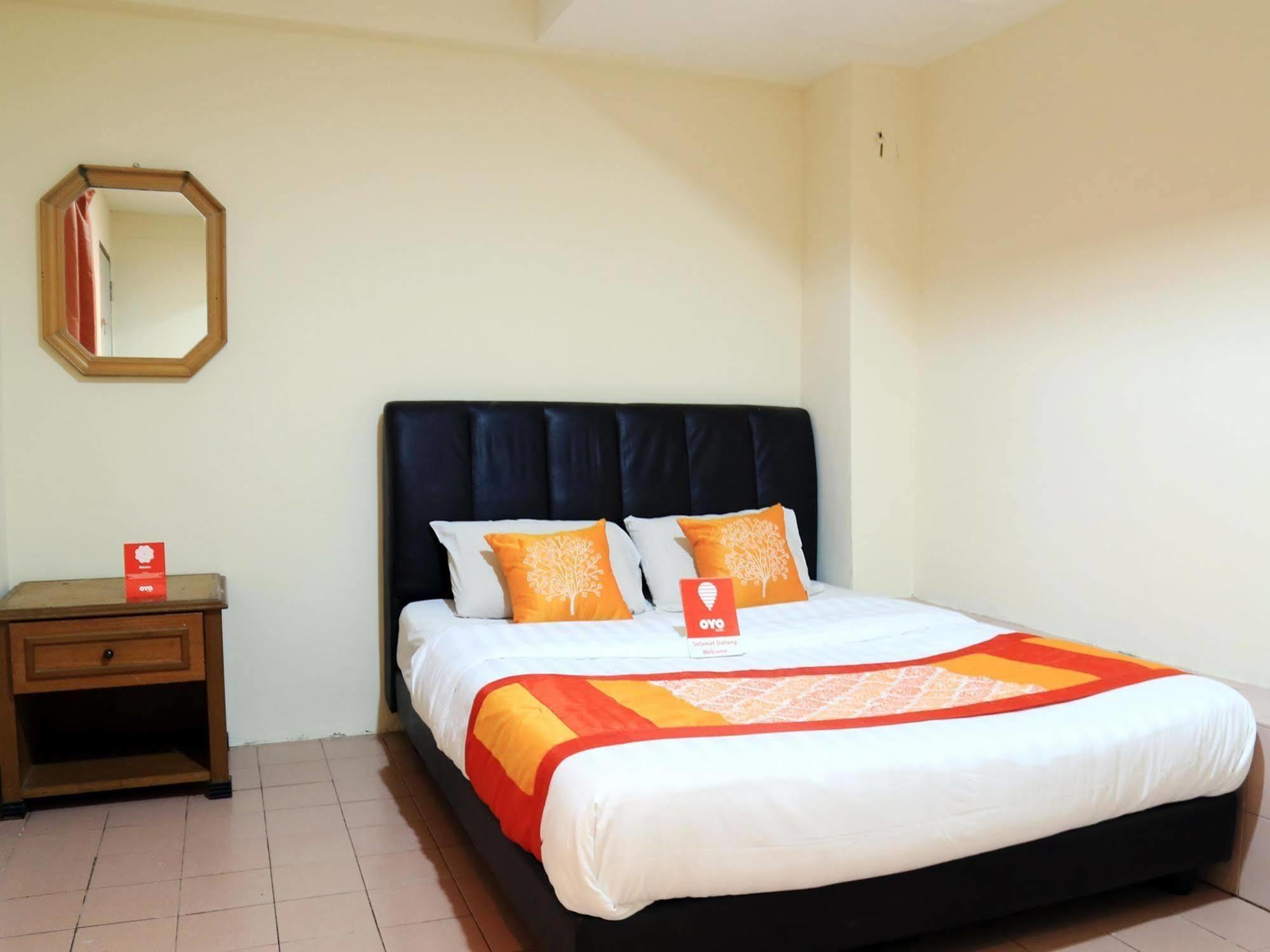 Hotel Surya Palace Kuala Lumpur Kültér fotó
