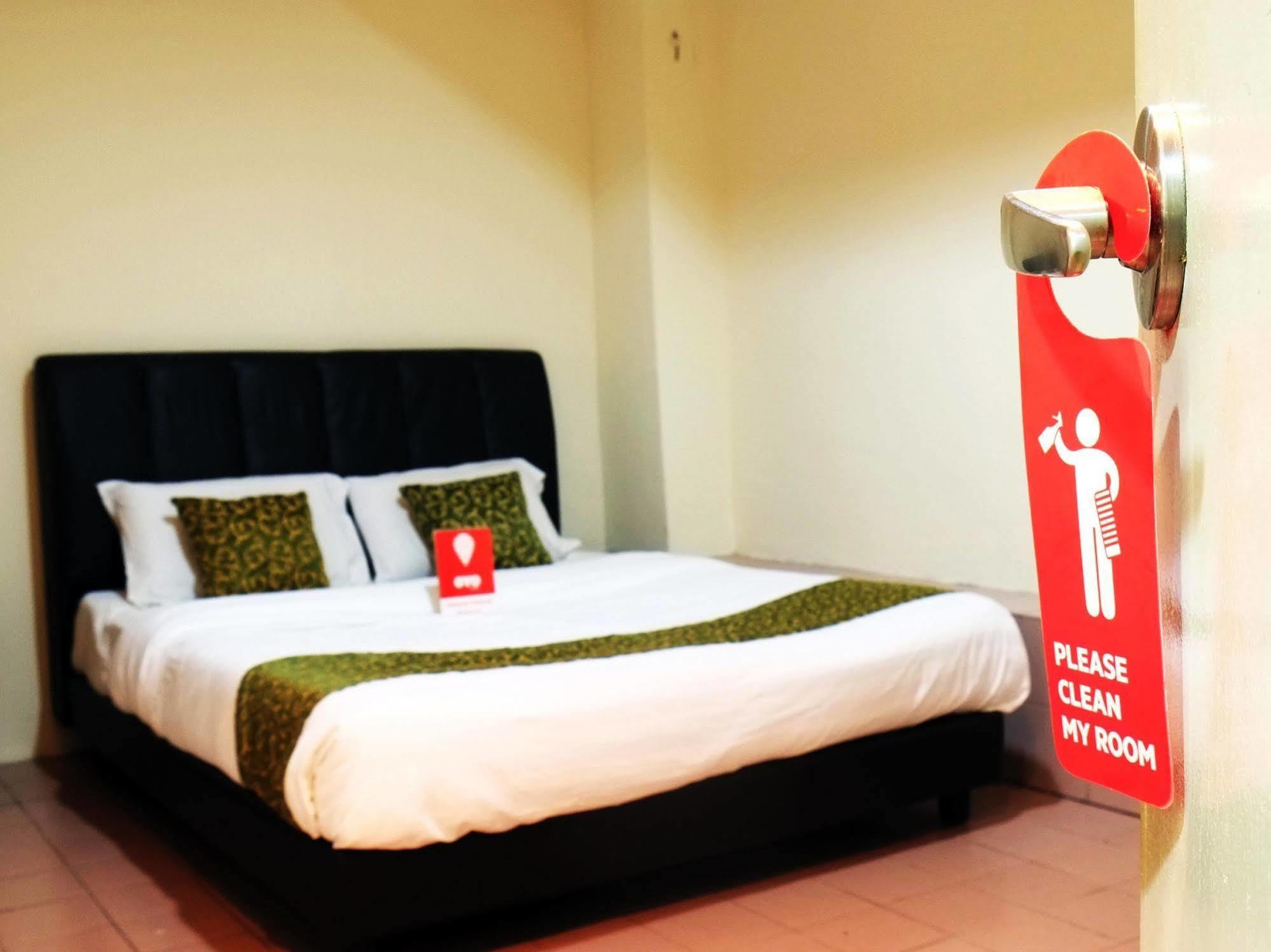 Hotel Surya Palace Kuala Lumpur Kültér fotó