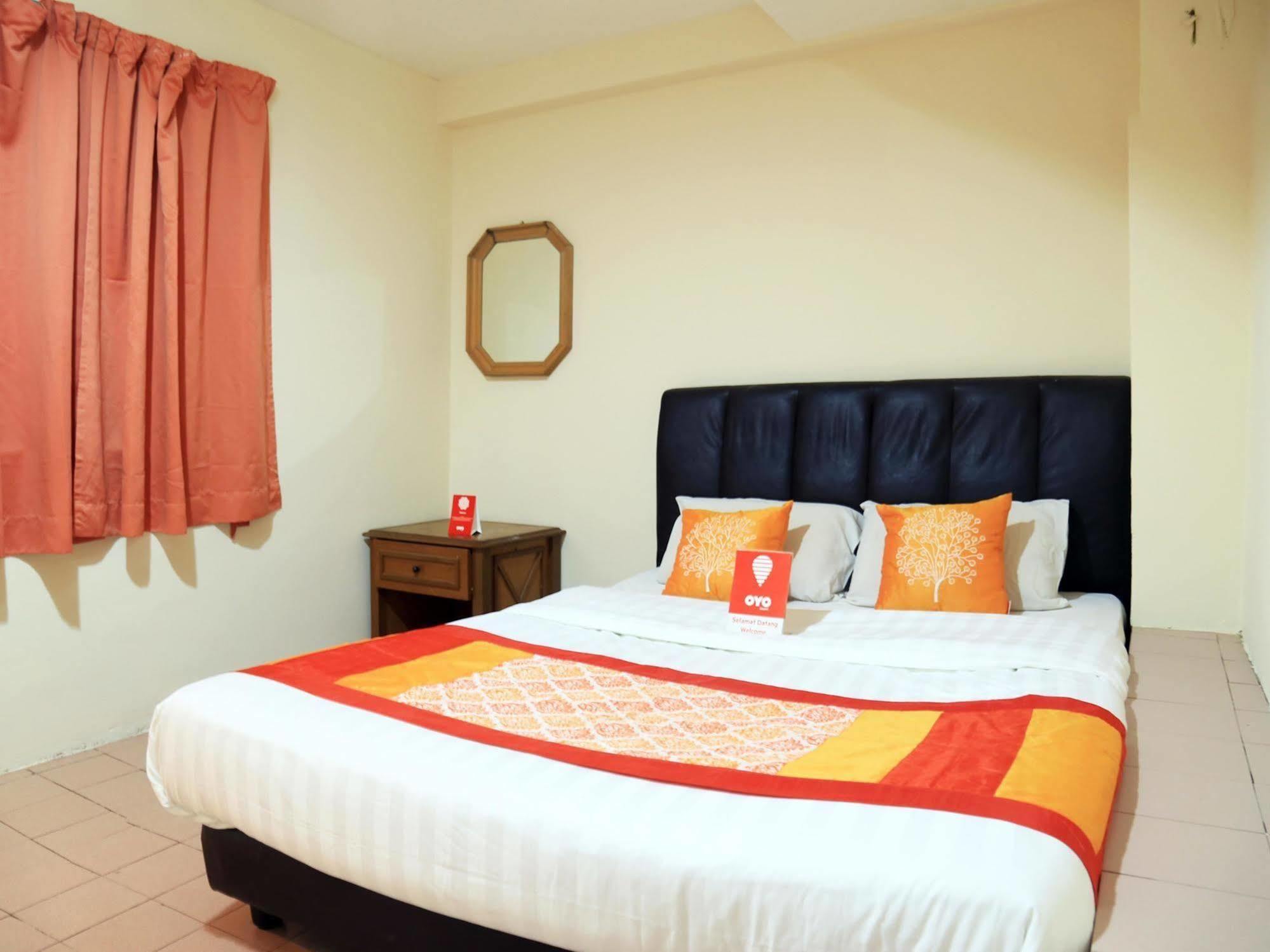 Hotel Surya Palace Kuala Lumpur Kültér fotó