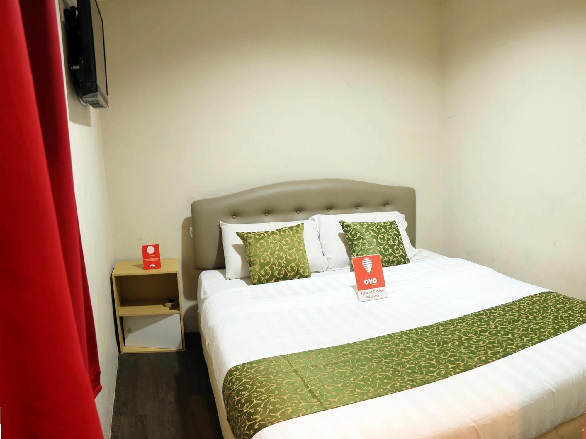 Hotel Surya Palace Kuala Lumpur Kültér fotó